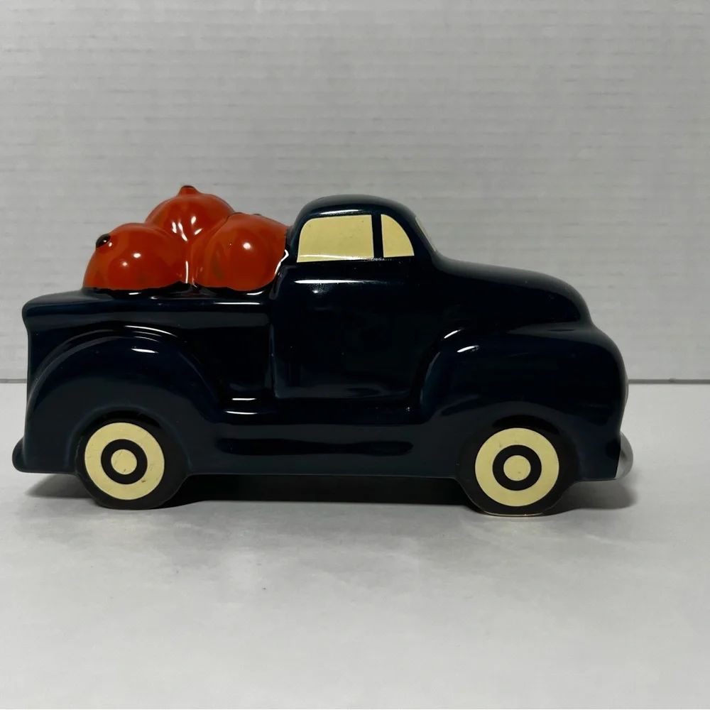 Farmhouse Ceramic Pumpkin Truck Decor